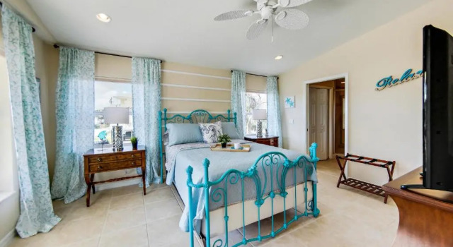 Oasis by the Sea Beach Front Community - Luxurious Pool Spa Home with Waterfall - Sleeps 10 - Come, Buchen Sie Resort SPA-Hotels in Palm Coast, SPA