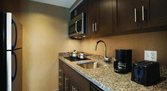Четырёхместный люкс Homewood Suites by Hilton - Charlottesville
