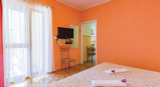 Apartments Ederina, Забронировать Апартаменты/квартира Умаг Umag Riviera, рядом с Автобусный вокзал