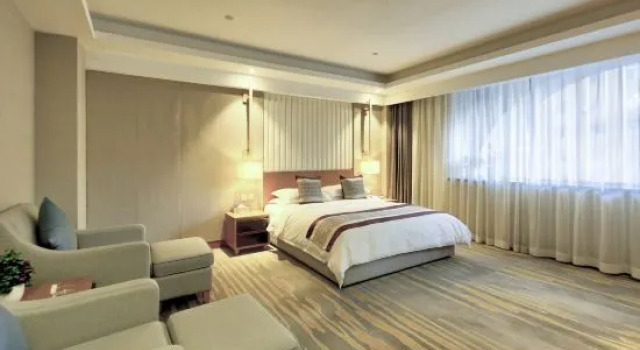 Люкс Business Ouyi Ark Hotel (Siping High Speed Railway Station Yizhong Branch)