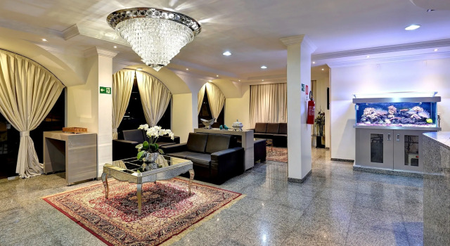 Porto Minas Hotel e Convenções, Забронировать Отель Уберландия Минас-Жерайс