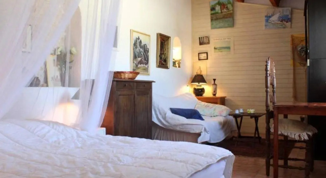 Maison Dolus-d'Oléron, 2 pièces, 2 personnes - FR-1-246A-371, Rezerwuj Hotel Hotele w Charente-Maritime z parkingiem, Parking
