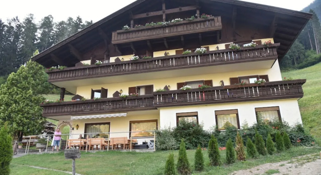 Gasthof Haselstaude