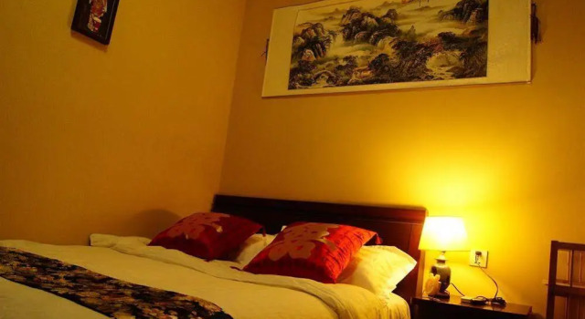 Qingfeng Xisi Hutong Guest House - Beijing Hotel, Забронировать Гостевой дом Гостевые дома Пекина, рядом с Miaoying Temple White Dagoba, Гостевой дом