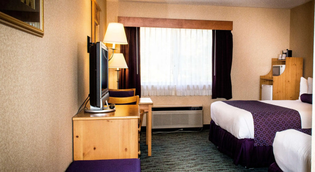 Best Western Plus Executive Court Inn & Conference Center