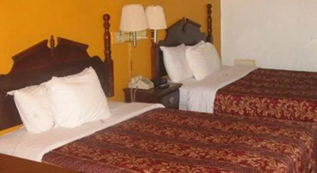 McMinnville Inn, Rezerwuj Hotel McMinnville Tennessee