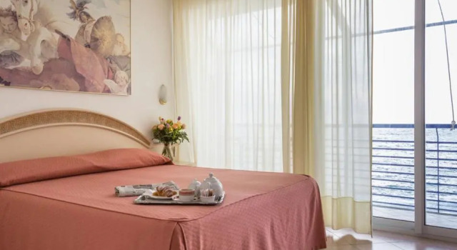Двухместный номер Standard с видом на море Hotel 4 Venti spa & wellness