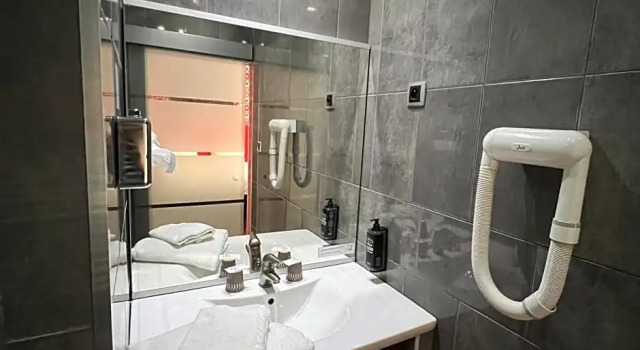 Номер Standard Grand Hôtel de Valenciennes