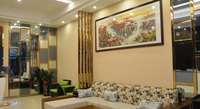 Jingtu Hotel, Prenota Hotel Hotel a Yulin con parcheggio, Parcheggio
