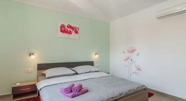 Villa Lena Comfortable Holiday Residence