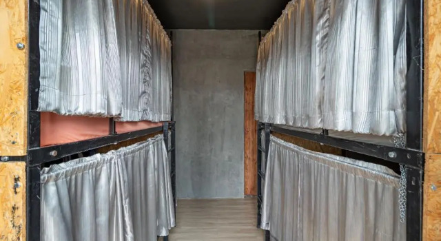 Кровать в общем номере (женский номер) The Beds Ever - Hostel - Adults Only