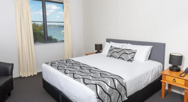 Апартаменты с 2 комнатами с видом на озеро The Brighton Apartments