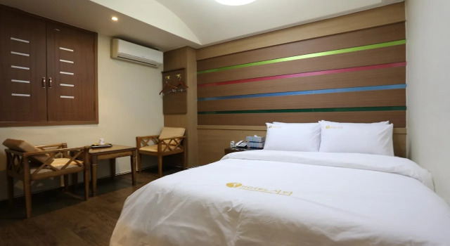 City Park Hotel Seoul, Book Hotel Hoteller i Seoul med pool, nær Garam Gallery, Swimmingpool
