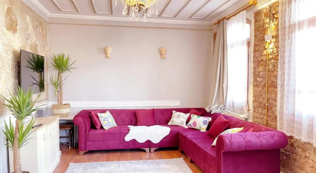 all building/5floors/ garden in balat, Забронировать Вилла Фатих Стамбул