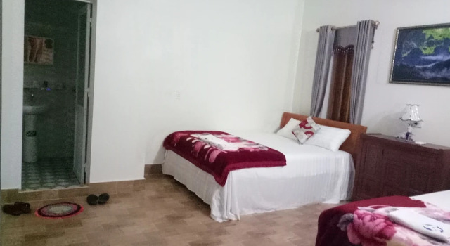 Четырёхместный номер Standard с балконом Diep Le Homestay Phong Nha