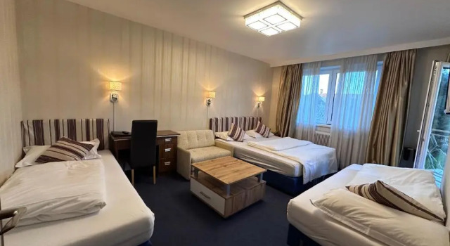 Standard famille chambre avec balcon Hotel Austria
