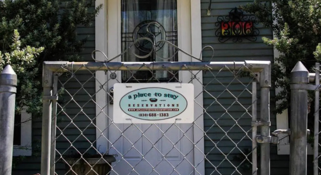 Коттедж 8th St. Cowboy Haus I Biker Friendly I River