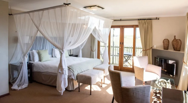 Вилла Kwena с 3 комнатами Gondwana Game Reserve