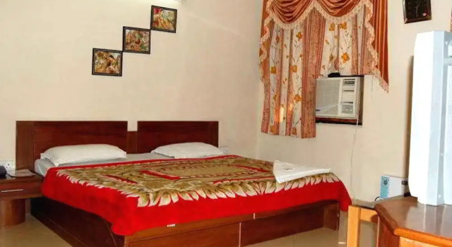 Hotel Ambica Deluxe, Забронировать Отель Карол-Бах Нью-Дели