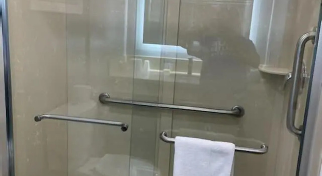 Четырёхместный номер Standard Blue Seal Inn