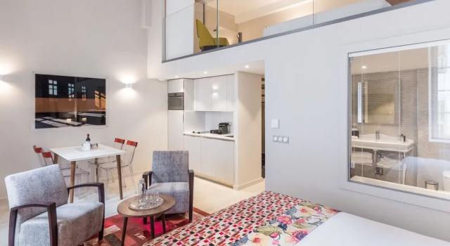 Palais Saleya Apartment & Suite, Забронировать Апартаменты/квартира Ницца Приморские Альпы, рядом с Набережная Соединенных Штатов
