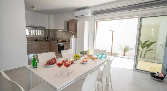 Protaras Vanilla No 5 Luxury Villa, Забронировать Вилла Коттеджи Паралимни, Коттедж