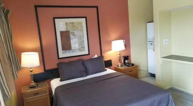 Номер Standard Western Motel