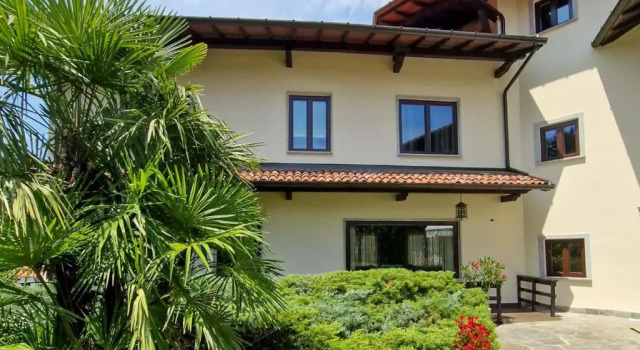 Villa Sarchi, Забронировать Вилла Грантола Provincia di Varese