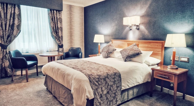 Blunsdon House Hotel