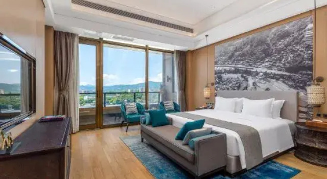 Люкс с балконом Jolie Vue Boutique Hotel Sanjiang