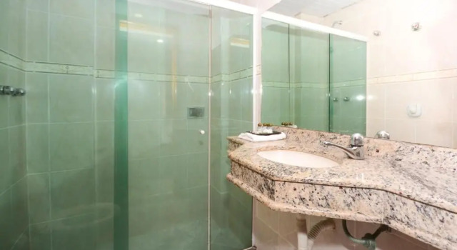 Трёхместный номер Standard Vox Hotel
