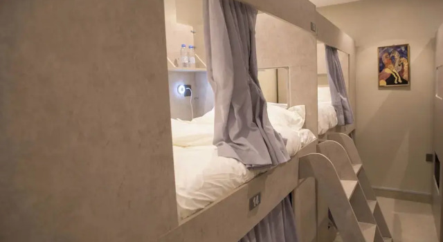 Кровать в общем номере Tayba Alkubra Hostel, Place of your comfort