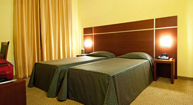 Hotel Domus Expo