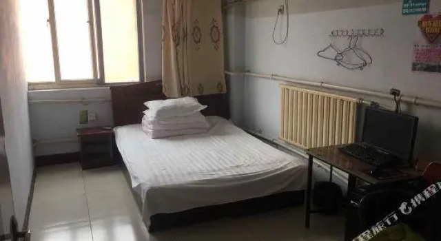 Zouping Happy Inn, Prenota Hotel Hotel a Shandong con parcheggio, Parcheggio