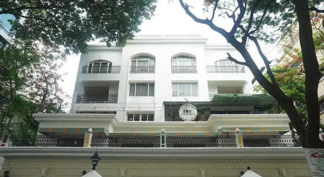 OYO 23194 Hotel Bel Air, Забронировать Отель Отели Yeraoda с завтраком, Завтраки