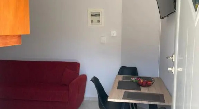 Aria Apartment 2, Prenota Appartamento Hotel a Peloponneso con parcheggio, Parcheggio