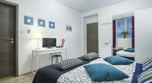 Номер Economy Top Center Rooms & Studio
