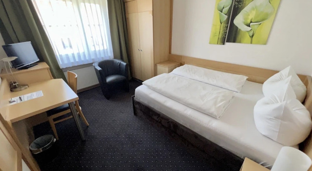 Номер Business otto - bed & breakfast