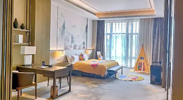 Семейный люкс Cinese Hotel