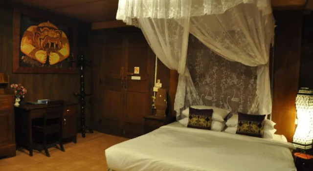 Номер Standard Ruean Thai Hotel