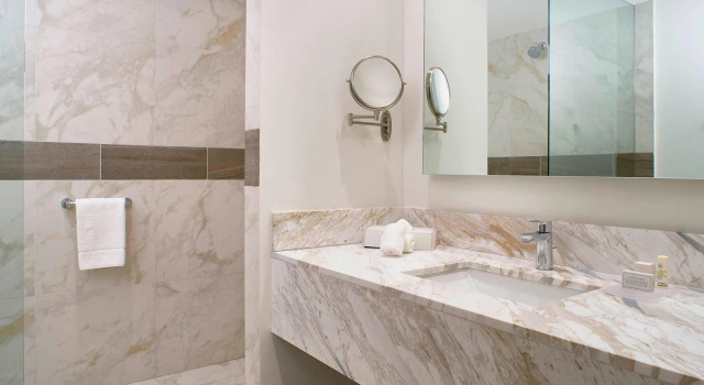 Четырёхместный номер Standard Courtyard by Marriott Mexico City Toreo