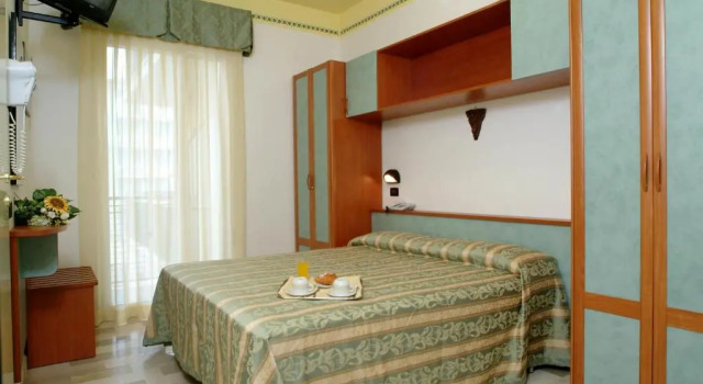 Hotel Grado, Забронировать Отель Беллария-Иджеа-Марина Побережье Римини