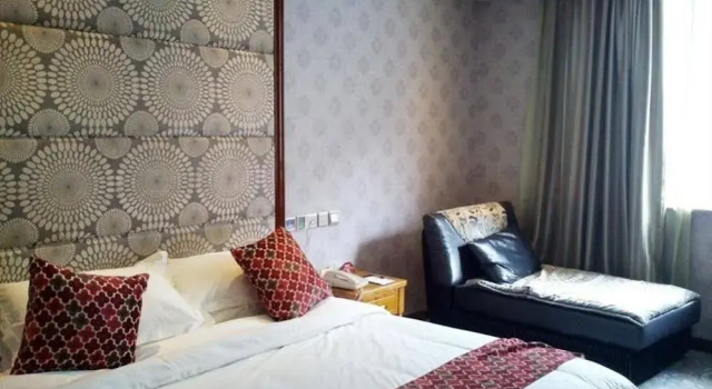 Chengdu Junxi Morrlinternational Hotel, Забронировать Отель Отели Лунцюанььи 3 звезды, 3*