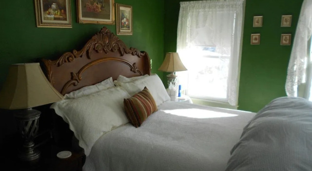 Eastman Inn