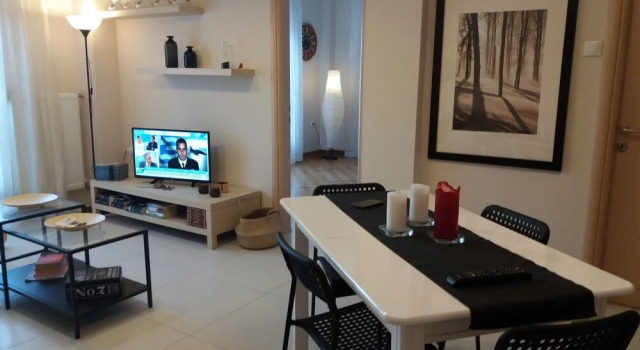 Trendy Urban Home in Athens - 5' to Metro Station
