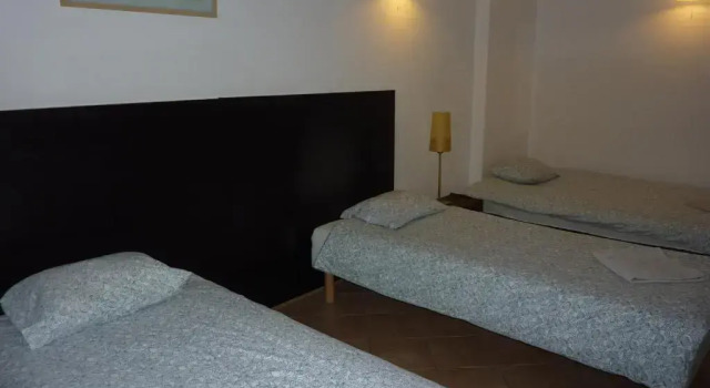 Четырёхместный номер Standard Dandelion B&B