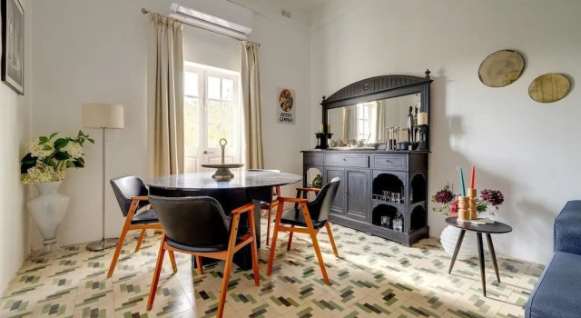 Stylish Apartment Steps From the Capital