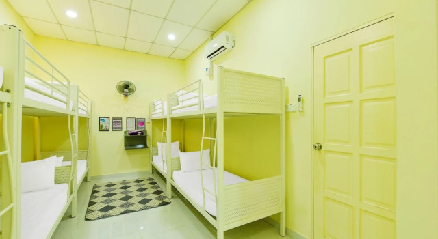 Кровать в общем номере (женский номер) SPOT ON 90163 Kpfb Roomstay 2 - Hostel
