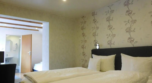 Трёхместный номер Standard Hotel Pension am Kurmittelhaus