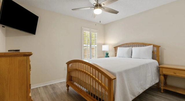 Here Comes Sunshine by Southern Vacation Rentals, Rezerwuj Hotel Hotele w Emerald Coast z parkingiem, Parking